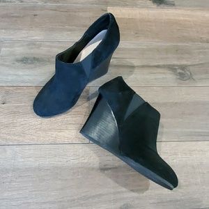VICTORIA'S SECRET Suede Booties